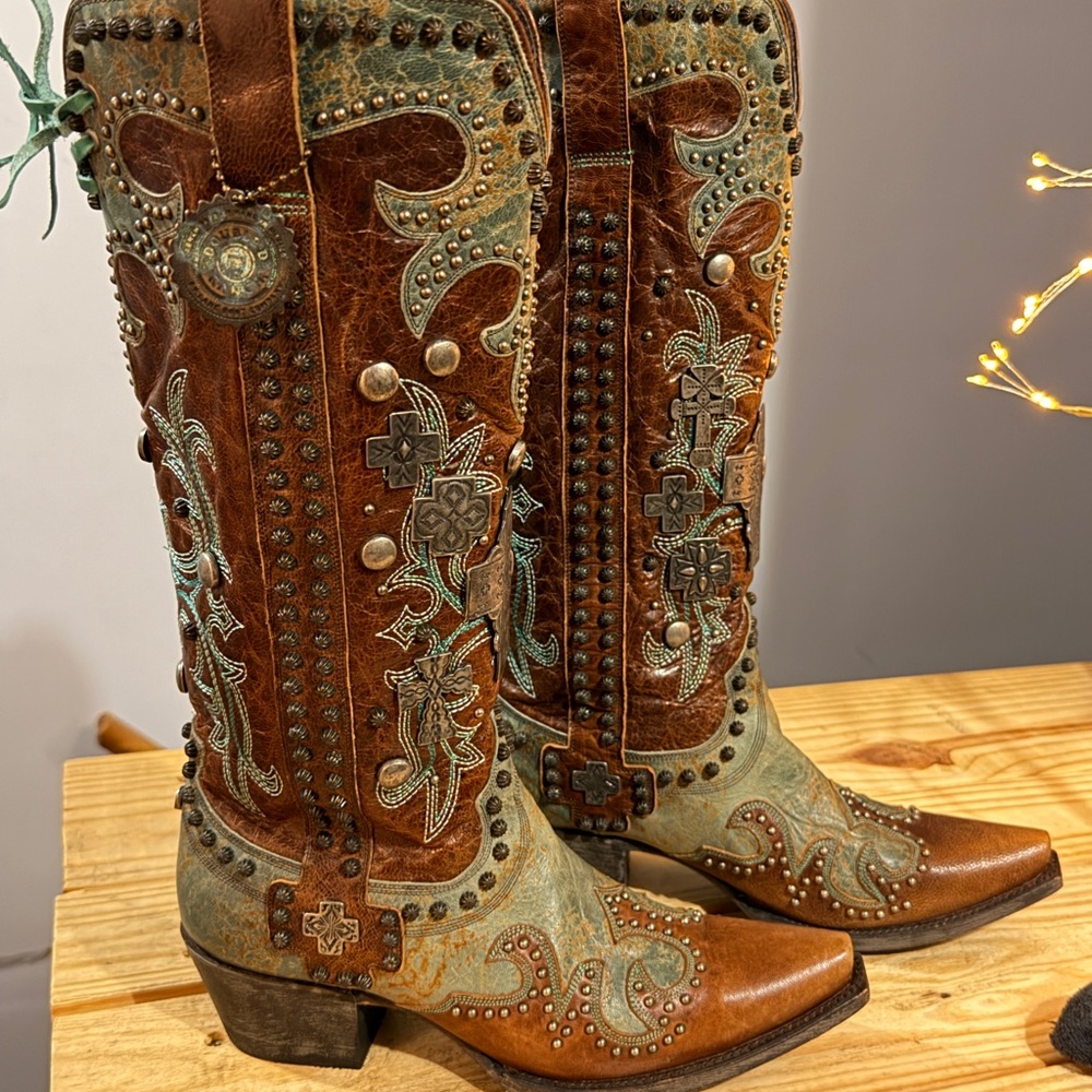 Double D Ranch Brown and Turquoise Embroidered Western Heeled Boots